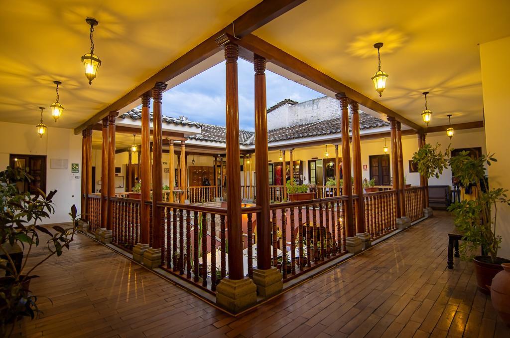 מלון Viavia Cafe איאקוצ'ו מראה חיצוני תמונה
